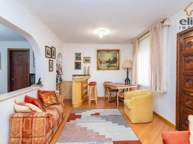 Sobrado com 3 quartos à venda, 169 m² por R$ 690.000 Seminario Curitiba/PR