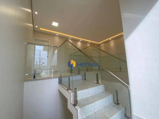 Sobrado com 3 quartos à venda, 197 m² por R$ 1.290.000 Jardim Paris IV Maringá/PR