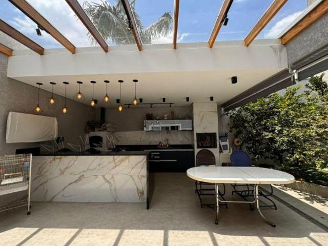 Sobrado com 3 Quartos à venda, 322m² Adalgisa