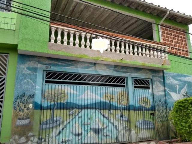 Sobrado com 3 quartos à venda em Ayrosa SP