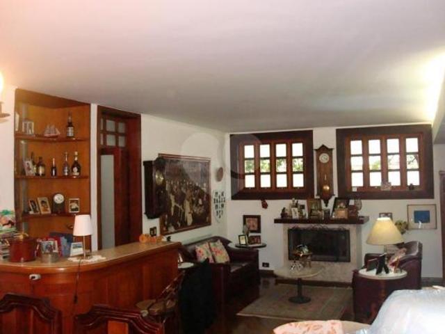 Sobrado com 3 quartos à venda em Paraíso SP