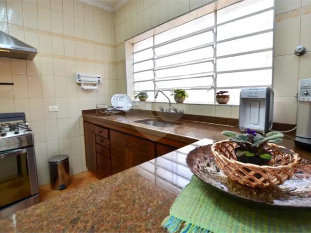 Sobrado com 3 quartos à venda em Saúde SP