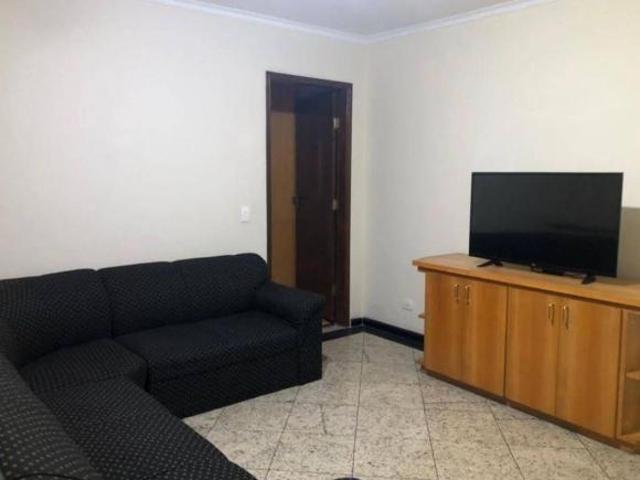Sobrado com 3 Quartos e 2 banheiros à Venda, 310 m² por R$ 880.000,00
