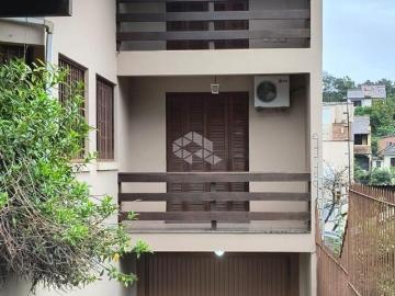 Sobrado com 3 quartos e piscina no Jardim Floresta