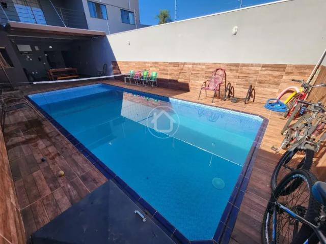 Sobrado com 3 quartos e piscina no tijuca