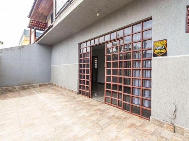 SOBRADO COM 3 QUARTOS NO CAJURU