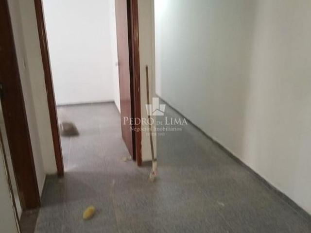 Sobrado com 3 quartos, sendo 1 suíte, no Carrão