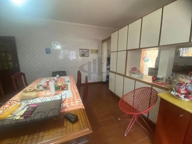Casa Assobradada localizado no Bairro Santa Paula, em São Caetano Do Sul