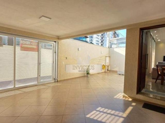 Sobrado com 3 Quartos para Comprar, 163m² Vila Gilda, Santo André/SP