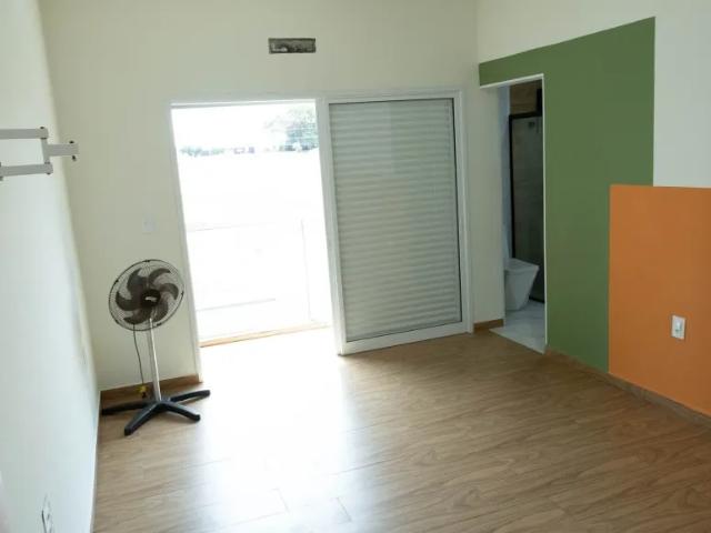 Imperdível casa à venda em Franca SP, Residencial San Diego! 3 quartos, 1 suíte, 3 salas, 3 banheiro