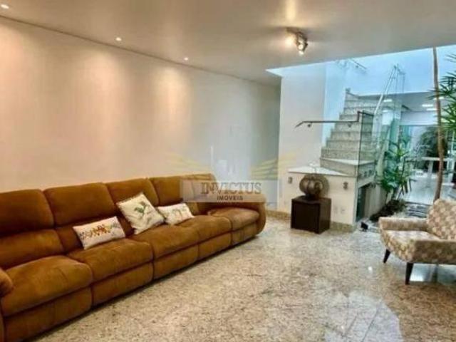 Sobrado com 3 Suítes á Venda, 184m² Vila Gilda, Santo André/SP