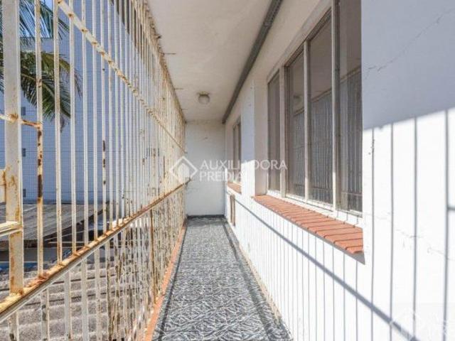 Sobrado com terreno de 522m ² e sala comercial Cristo Redentor