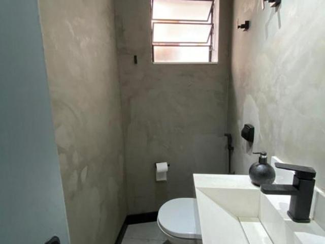 Sobrado com duas suítes na Vila Madalena