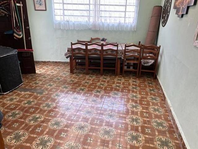Sobrado com edícula no B. Santa Maria São Caetano