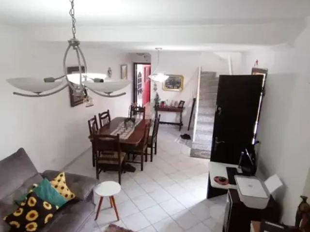 Sobrado com Espaço Gourmet para Receber Amigos e Familiares com 3 dormitórios à venda, 152 m² por R$