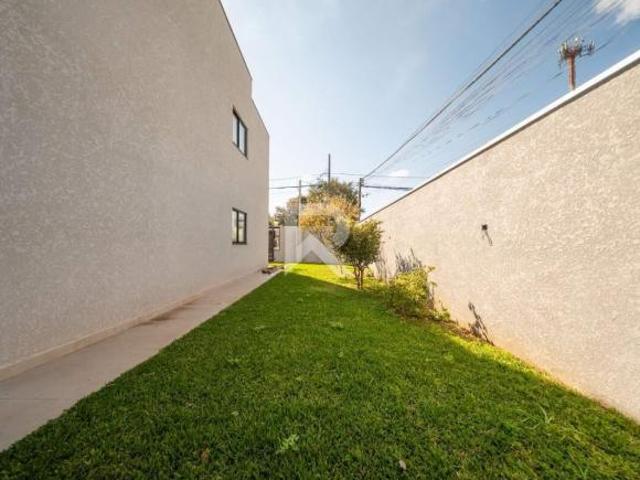 Sobrado com Jardim, 3 suítes e 4 vagas à venda, 175 m² – Campo Comprido – Curitiba/PR