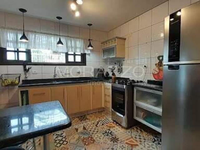 Sobrado com Piscina 3 dormitórios à venda, 206 m² por R$ 826.000 Cidade Jardim Jacareí/SP