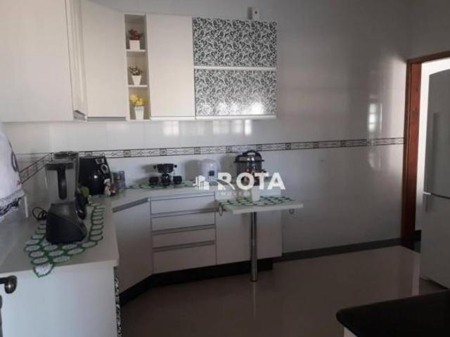 Sobrado c/ piscina