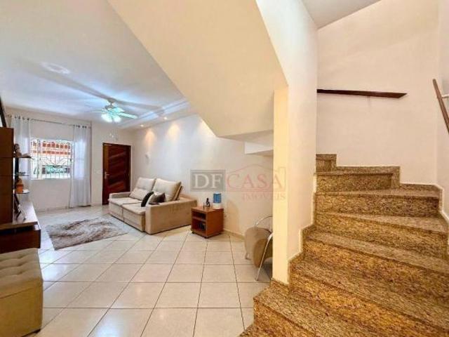 Sobrado com SPA com Hidromassagem e com 03 dormitórios 01 Suíte à venda, 180 m²