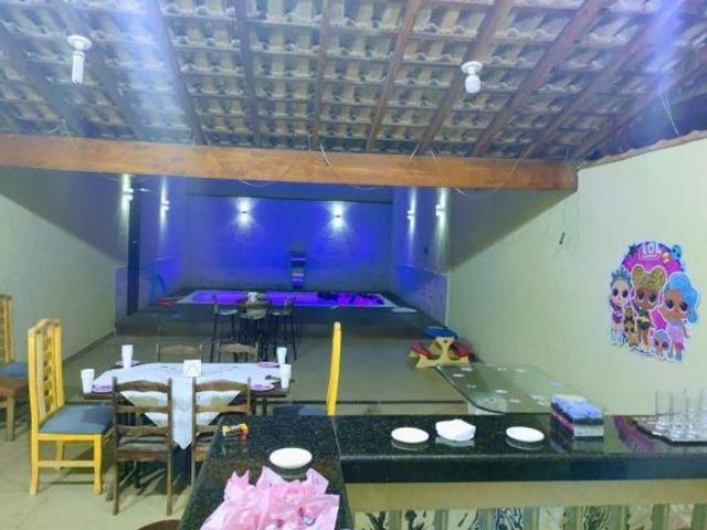 Sobrado comercial e residencial à venda no Boqueirão, em Praia Grande/SP