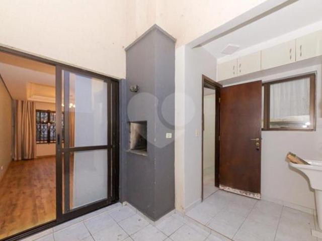 Sobrado Completo 3 Dormitórios 1 Suíte 183m² Santa Quitéria