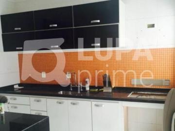 SOBRADO CONDOMÍNIO FECHADO HORTO