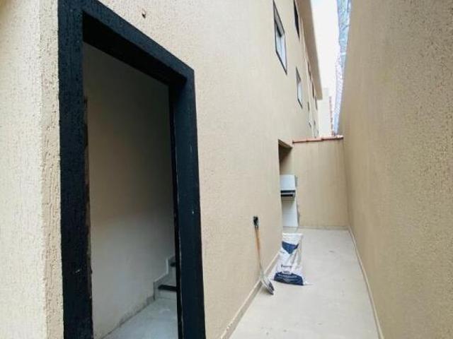 Sobrado Duplex 3 Dorms c/ 2 suítes, 112 m² de área útil, CHURRASQUEIRA. Bairro:  Vila Tupi