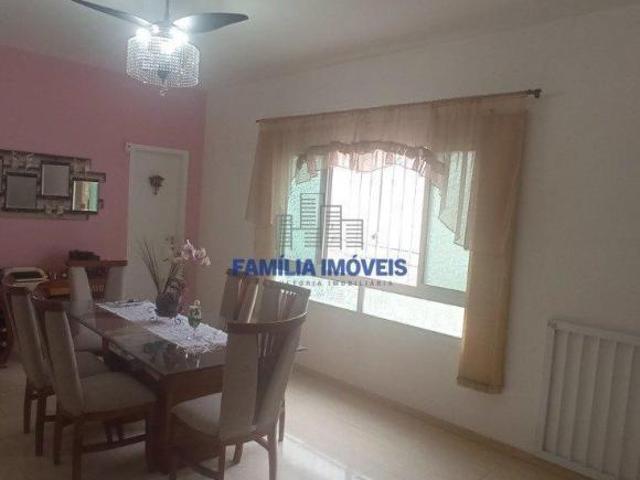 Sobrado Duplex à venda 3 quartos 3 suítes Campo Grande Santos/SP