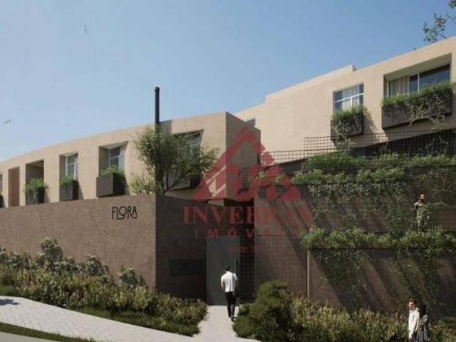 Sobrado Duplex em construção c/ 2 garagens, jardim, 3 quartos suíte, 172 m² total R$ 1.305.000