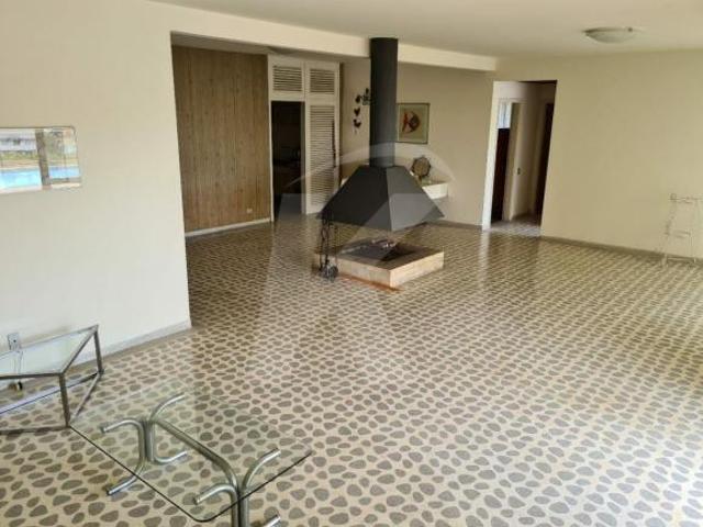 Sobrado de Alto Padrão no Jardim São Bento ? 3 Dorms, 10 Vagas e 1.471m² de Terreno