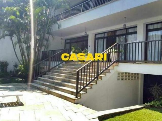 Sobrado de alto padrão à venda ou aluguel no Parque Anchieta | 5 suítes e 940 m²