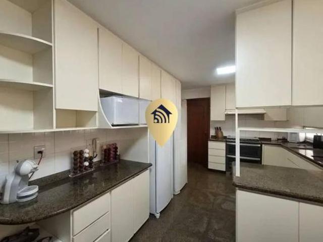 Sobrado de Alto Padrão à Venda no Jardim Marajoara 434m² 4 Quartos 2 Suítes Piscina e Espaço