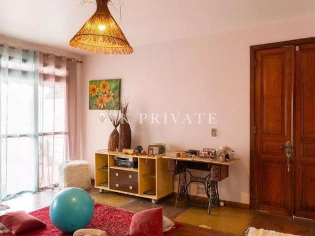Sobrado de alto padrão/ á venda na Vila Romana/ 3 suites / 4 vagas / Piscina/