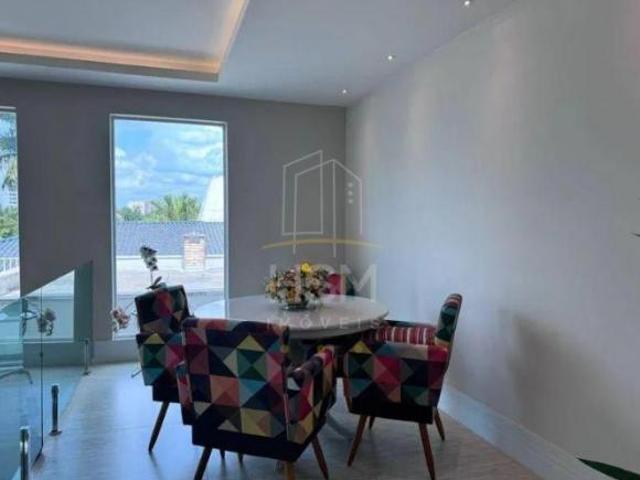 Sobrado de alto padrão com 5 suítes, espaço gourmet completo e 550 m² no Parque
