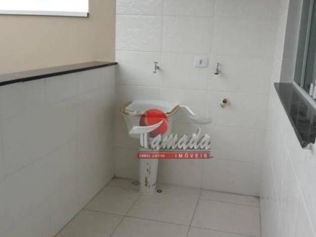 SOBRADO DE ALTO PADRÃO DE 3 DORM. C/ 1 SUITE 4 VAGAS DE GARAGEM COBERTA