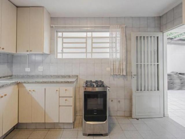 Sobrado de Esquina de Alto Padrão na Vila Madalena