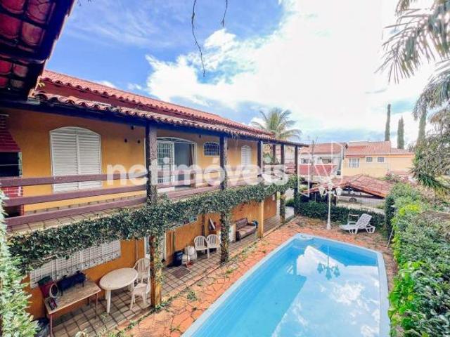 SOBRADO DE ESQUINA TERRENO DE 560m CRUZEIRO NOBRE