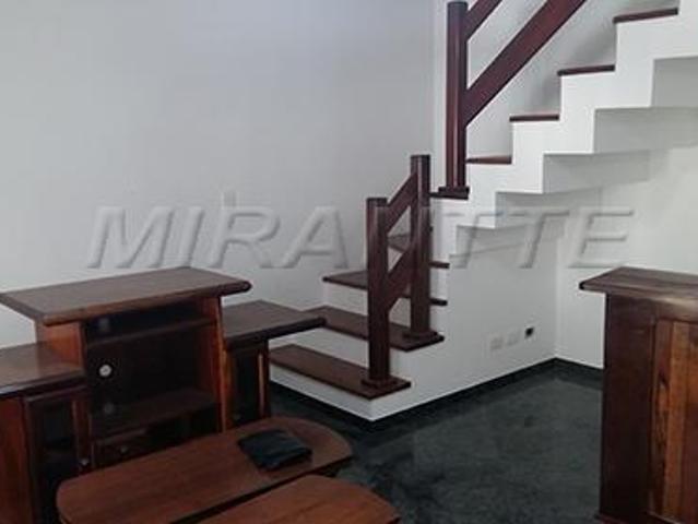 Sobrado de 140m² com 2 quartos