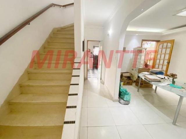 Sobrado de 140m² com 4 quartos