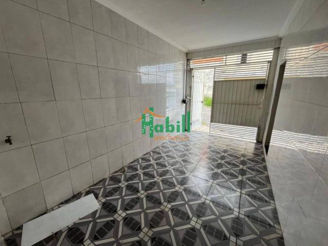 Sobrado de 150 m² Cidade Edson Suzano, aluguel por R$ 2.200/mês