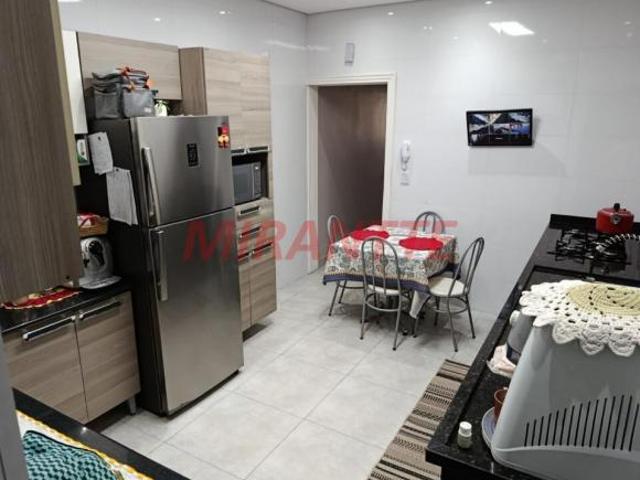 Sobrado de 170m² com 3 quartos
