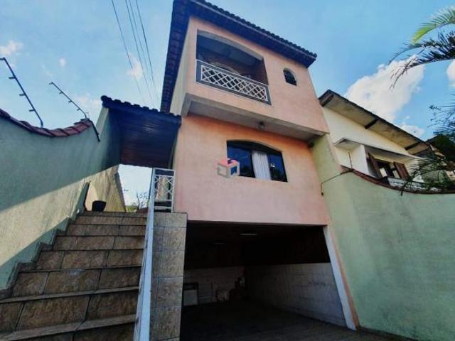 Sobrado de 172m² no Bairro Santo Alberto em Santo André SP