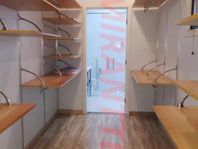 Sobrado de 180m² com 2 quartos