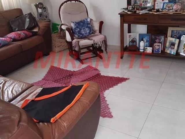 Sobrado de 180m² com 3 quartos