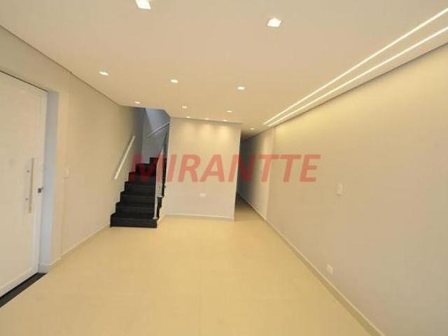 Sobrado de 180m² com 4 quartos