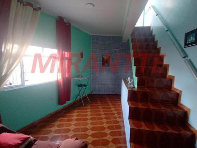 Sobrado de 180m² com 4 quartos