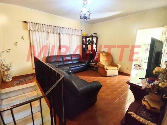 Sobrado de 181m² com 3 quartos