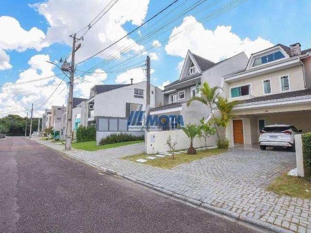 Sobrado de 185 m² na Senador Salgado Filho Uberaba Curitiba PR, aluguel por R$ 6.300/mês