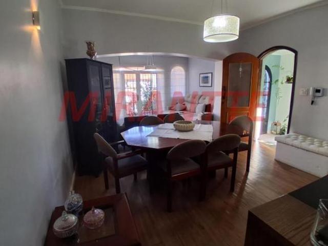 Sobrado de 118m² com 2 quartos