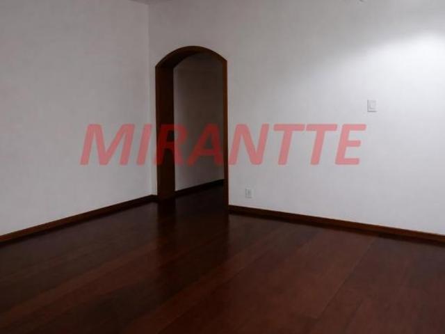 Sobrado de 120m² com 2 quartos